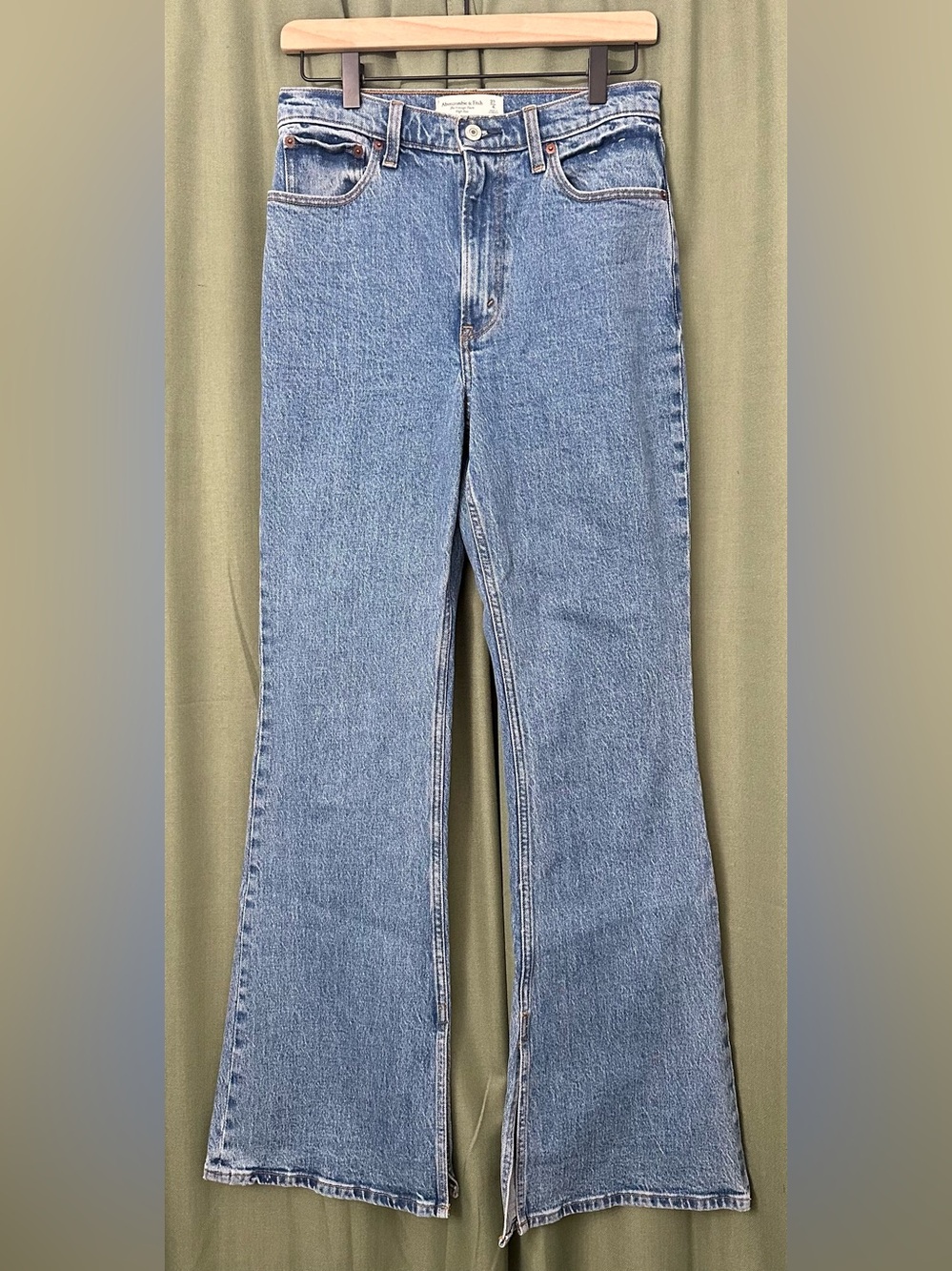 Abercrombie & Fitch Vintage Flare High Rise Jeans Size 27L